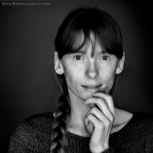 tn_blog_6IMG_0129, portret dziewczyny z piegami, fotograf Warszawa