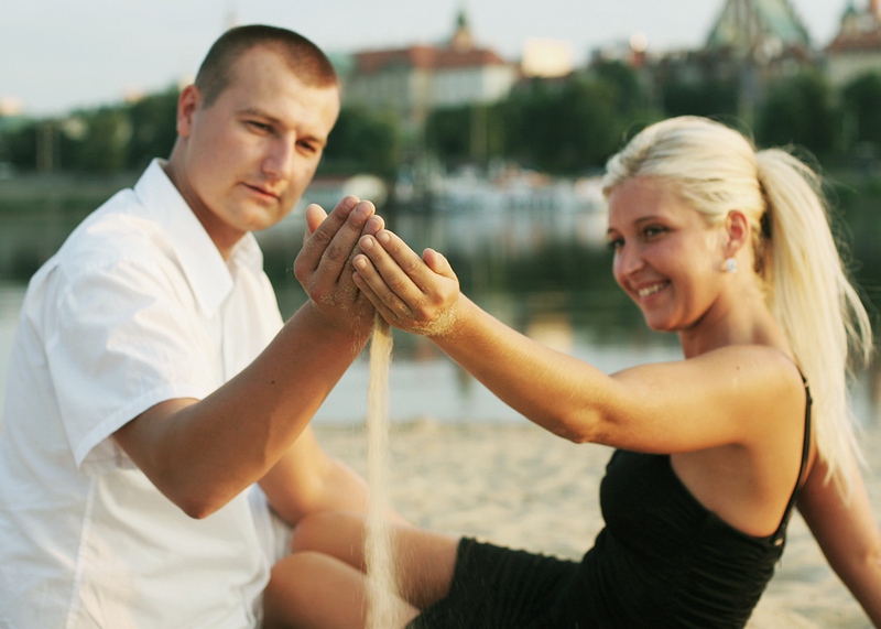 Edyta i Sebastian w gorącej sesji na plaży